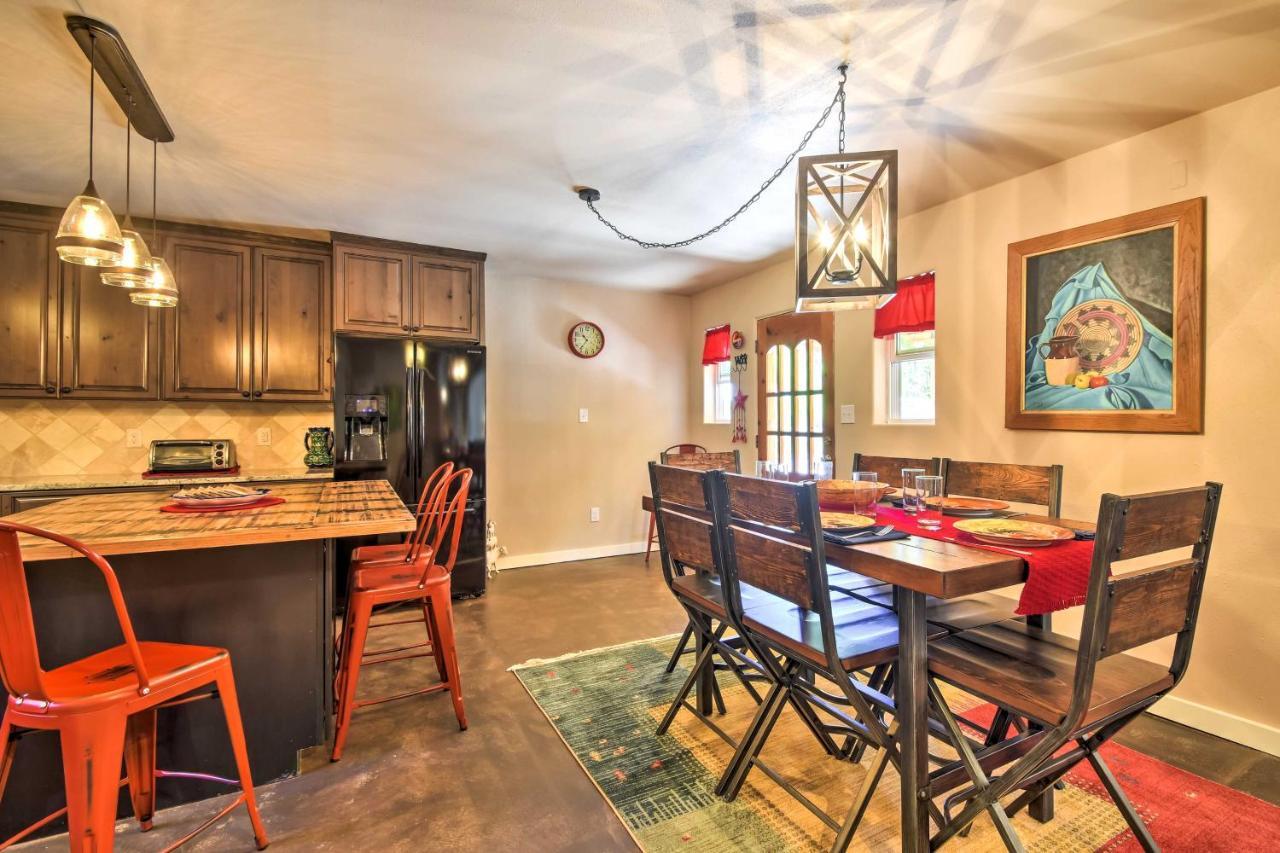 Cozy Home With Media Room Short Walk To Taos Plaza! Zewnętrze zdjęcie