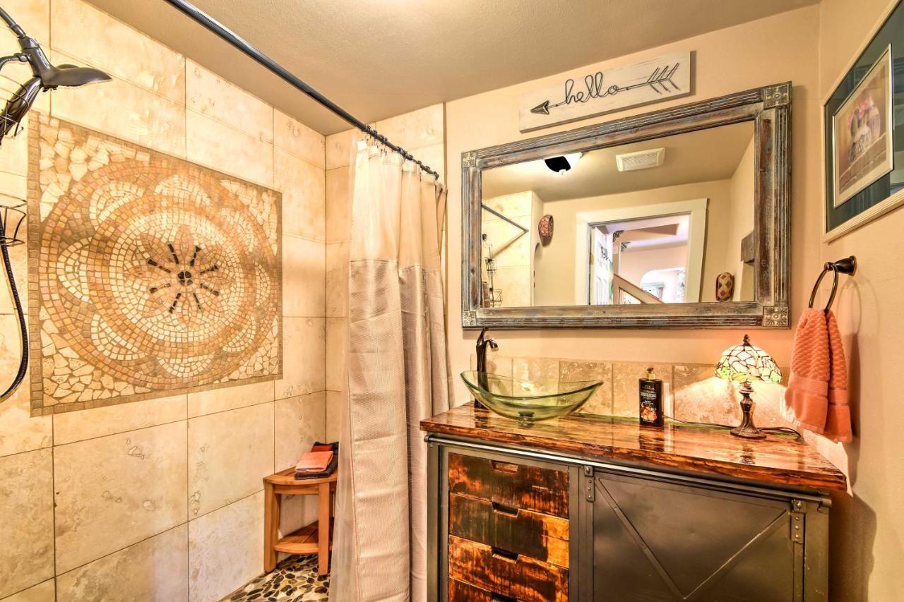 Cozy Home With Media Room Short Walk To Taos Plaza! Zewnętrze zdjęcie